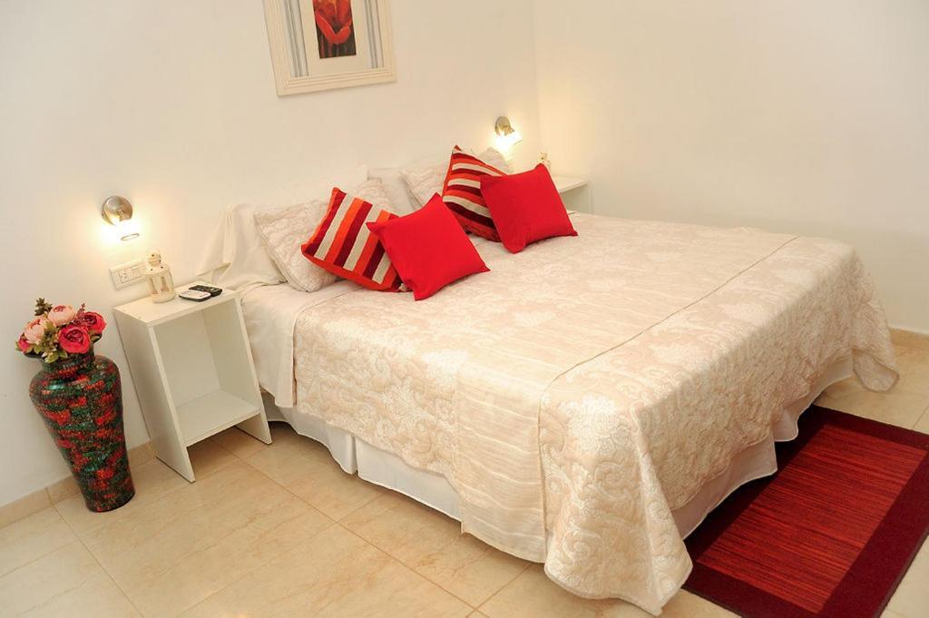 Bed and Breakfast Gure Loa Urbano Mina Clavero Exterior foto